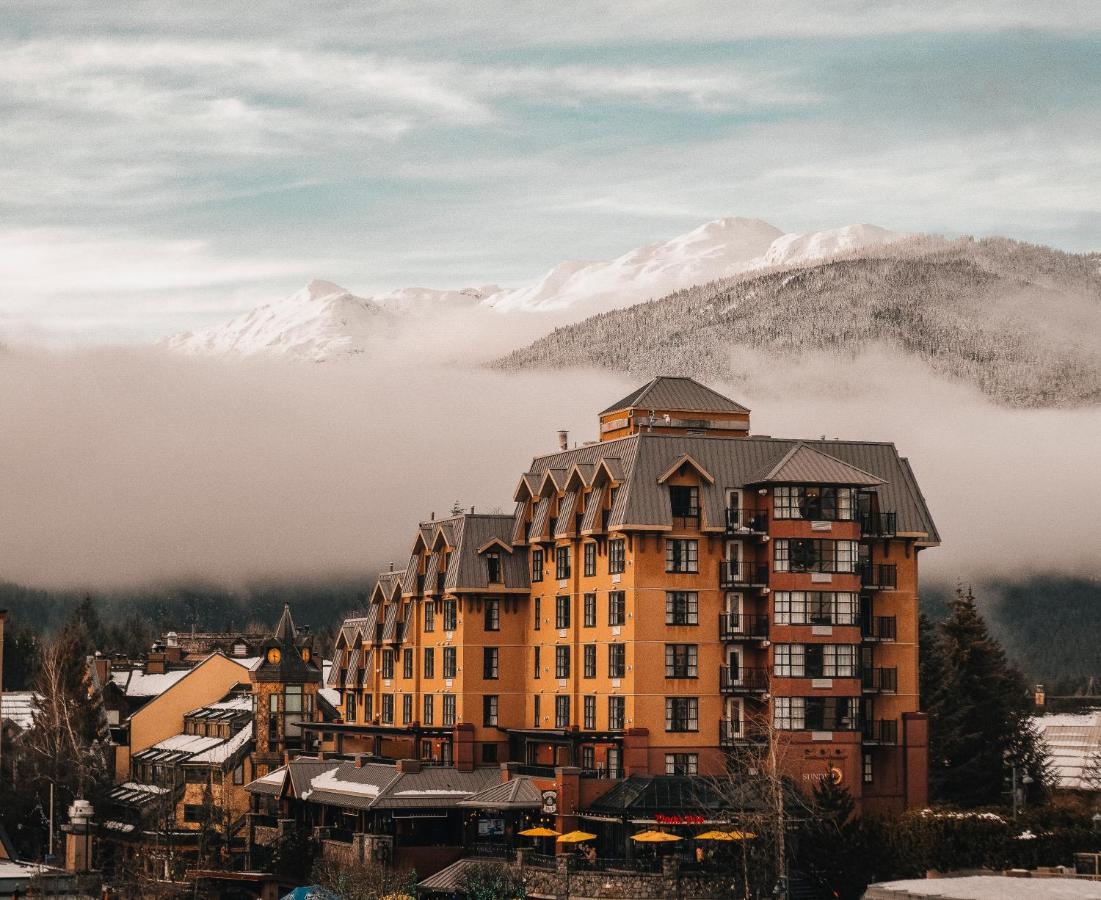 Sundial Hotel Whistler Bagian luar foto