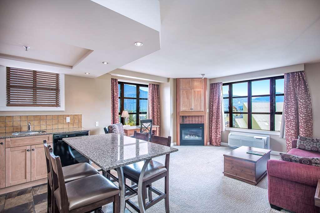 Sundial Hotel Whistler Ruang foto