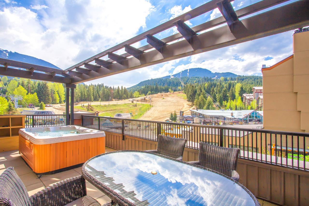 Sundial Hotel Whistler Bagian luar foto