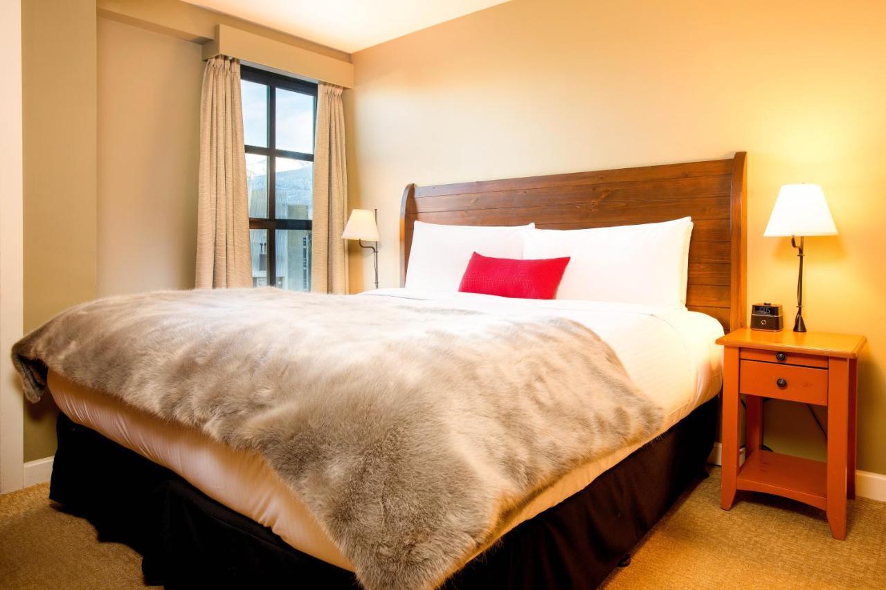 Sundial Hotel Whistler Bagian luar foto